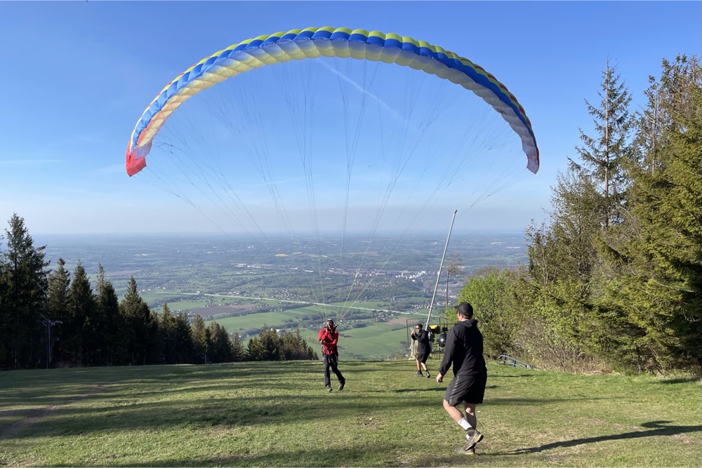 d8f30dc6-9c95-4473-a1de-923afec7f4d9