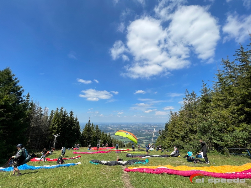 030_20220803_paragliding_beskydy_elspeedo
