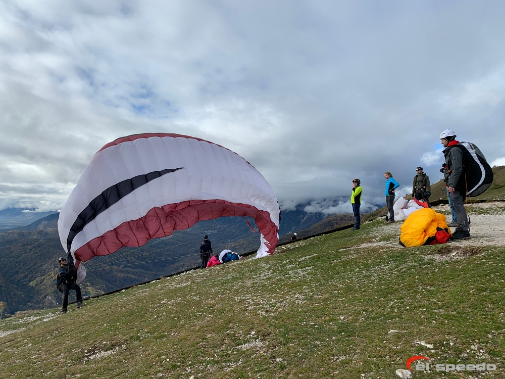014_20221120_paragliding_meduno_elspeedo