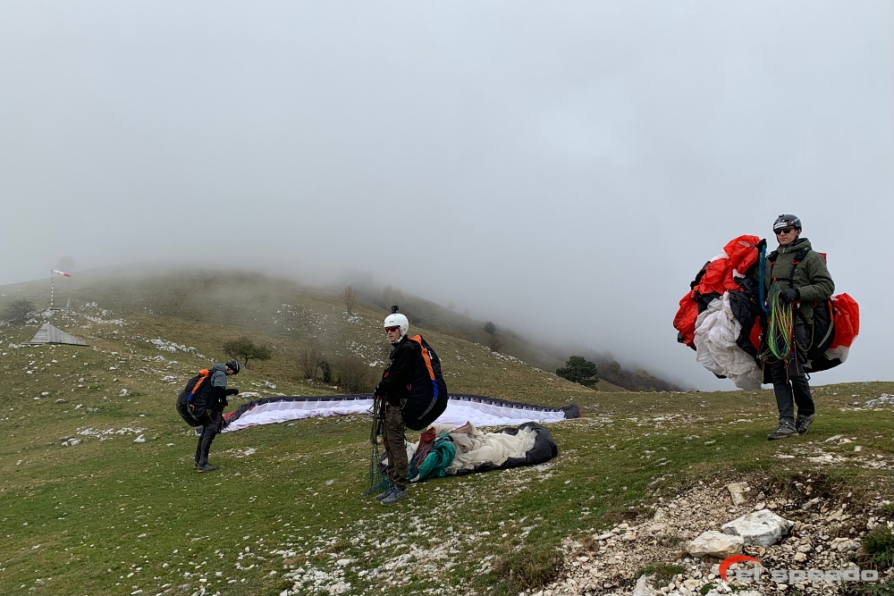025_20221120_paragliding_meduno_elspeedo