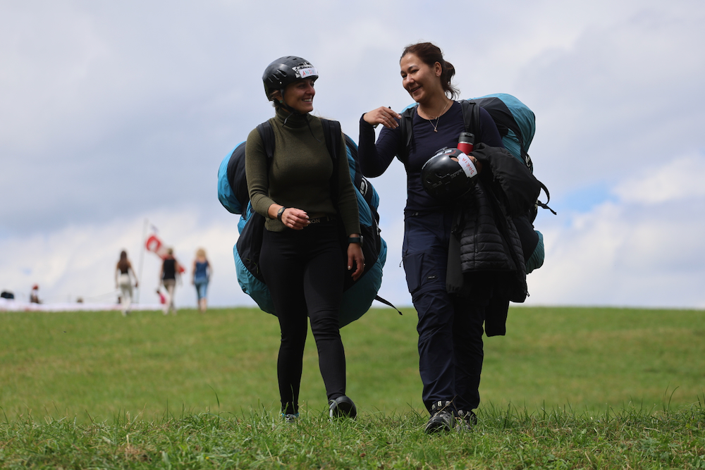 paragliding_beskydy_15-25-77-z-127